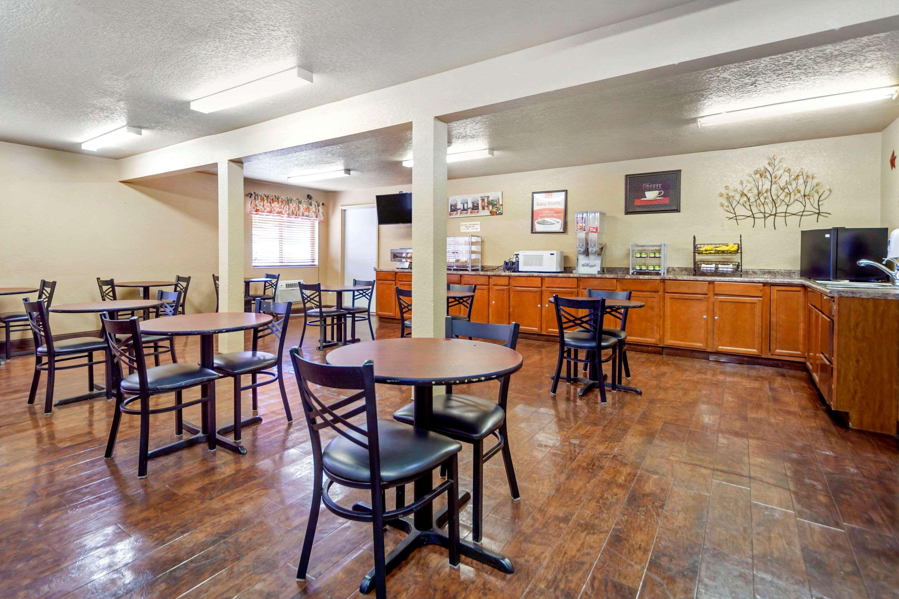 Econo Lodge Black Hills Rapid City Buitenkant foto